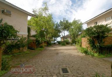 Rua interna do condomÃ­nio 