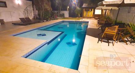 Piscina do CondomÃ­nio  Noturna 