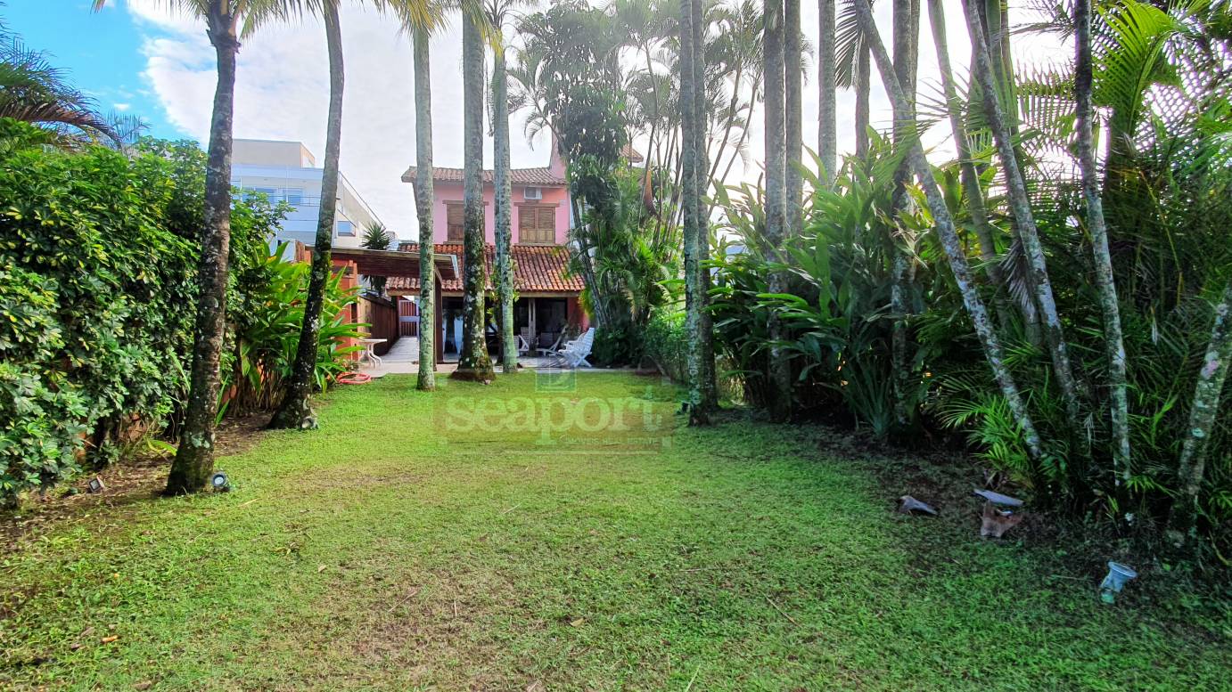 Fachada Frente ao Mar 