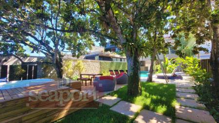 Piscina Frente ao Mar 