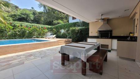 Varanda e churrasqueira 