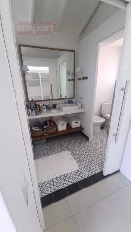 Suíte 5  banheiro