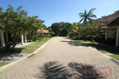 Rua interna do condomÃ­nio 