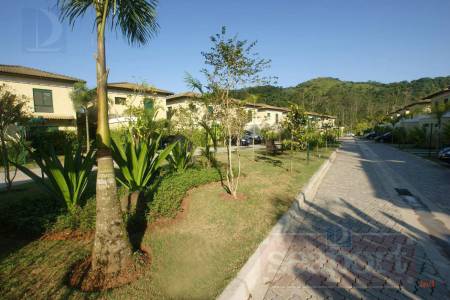 Rua interna do condomÃ­nio 