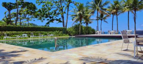 Piscina Frente ao Mar 