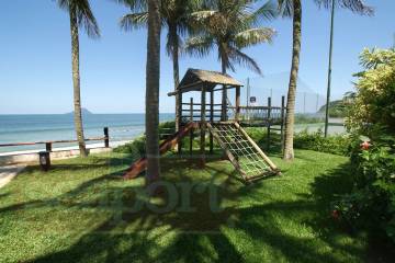 Playground e Jardim Frente ao Mar 