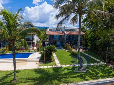 Fachada Frente ao mar 