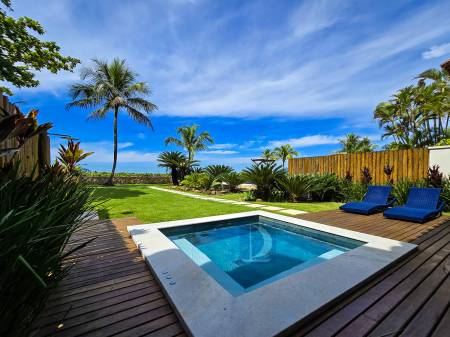 Piscina Privativa frente ao mar 