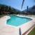 Piscina e Jardim do CondomÃ­nio