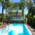 Fachada e Piscina 